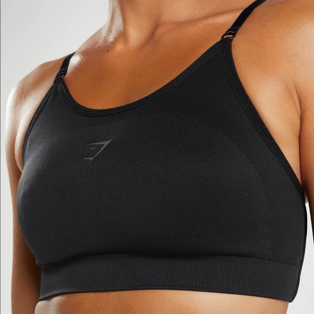 Gymshark Flex Strappy Sports Bra - Black/Charcoal - Brand new w/ tags - Large